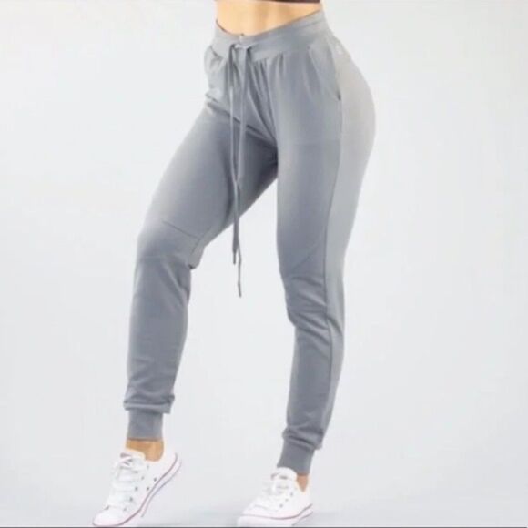 BuffBunny Jasmine Jogger Size Small - Picture 1 of 5